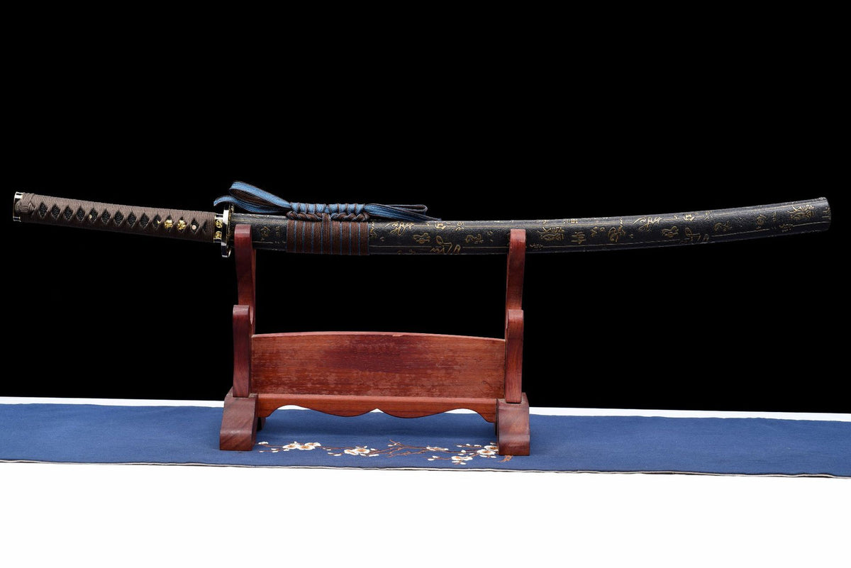 Gilded Pattern Katana