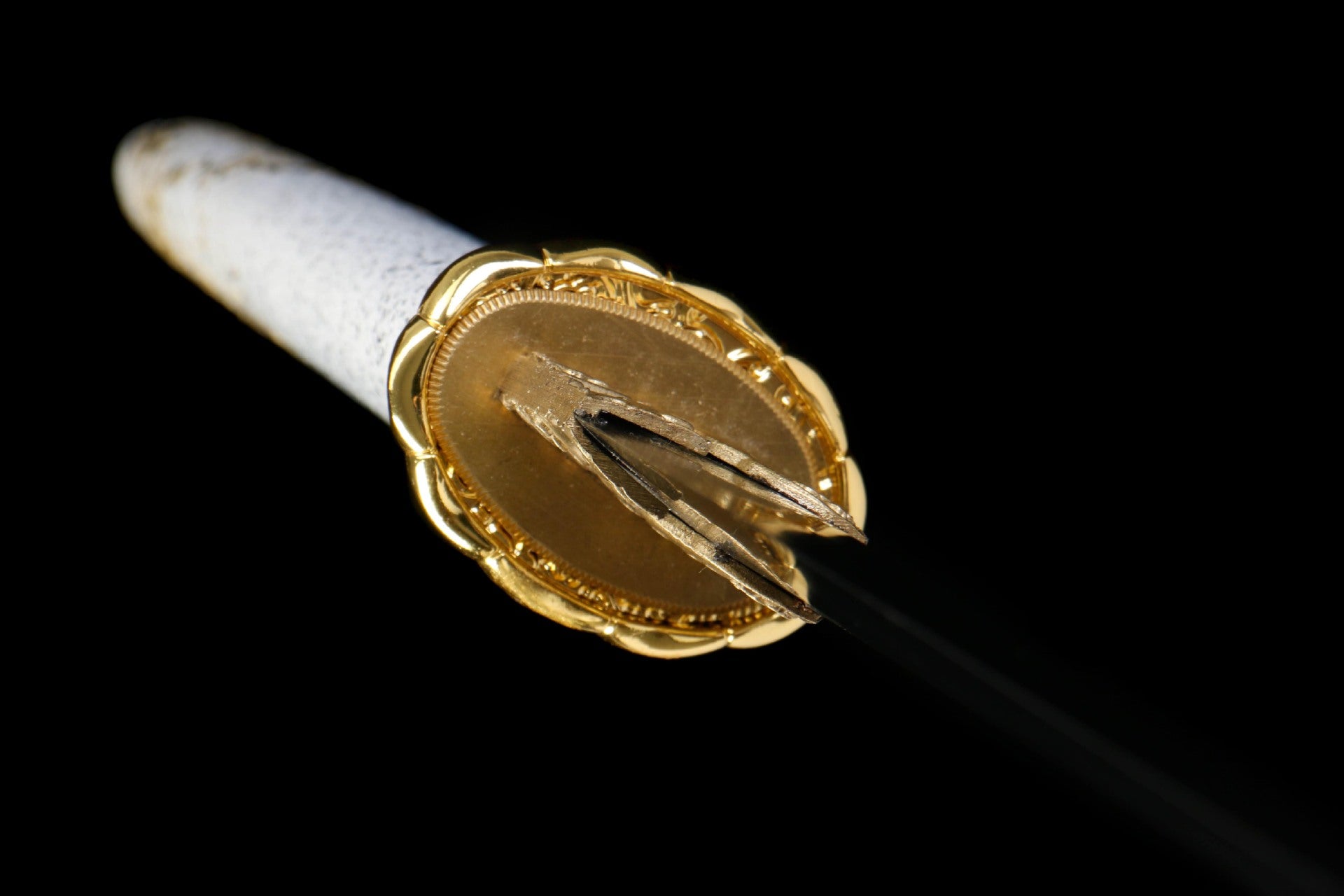 Gilded Dawn Katana - Ghost of Yotei Atsu’s Sword