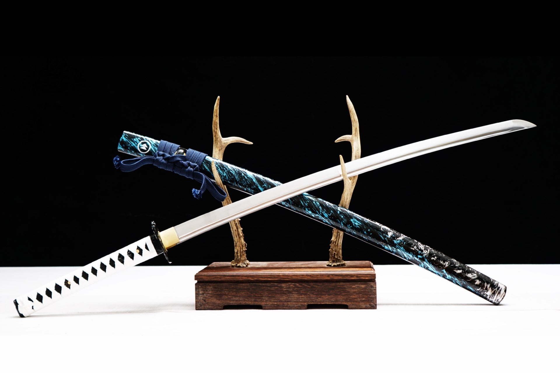 The Storm of Clan Sakai Katana - Ghost of Tsushima Jin's Sword