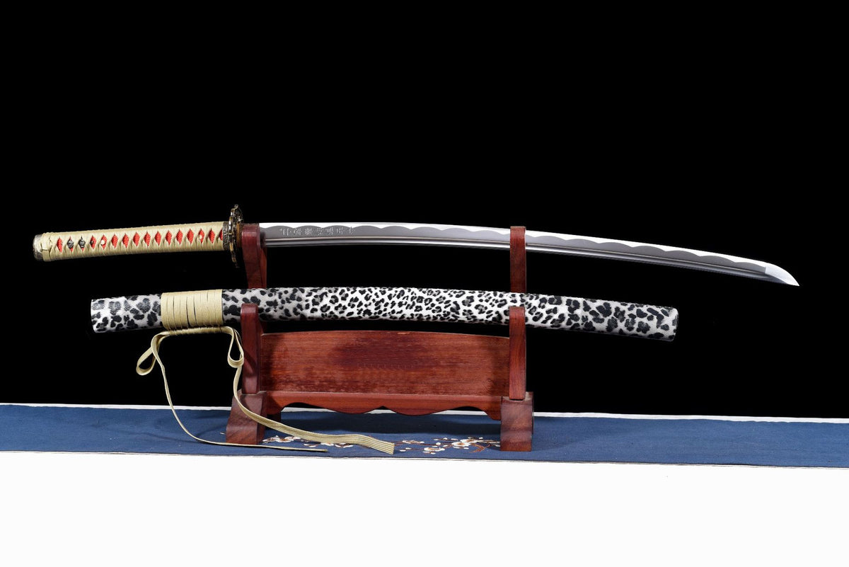 Leopard Katana with 1045 medium-carbon steel blade and leopard-pattern saya