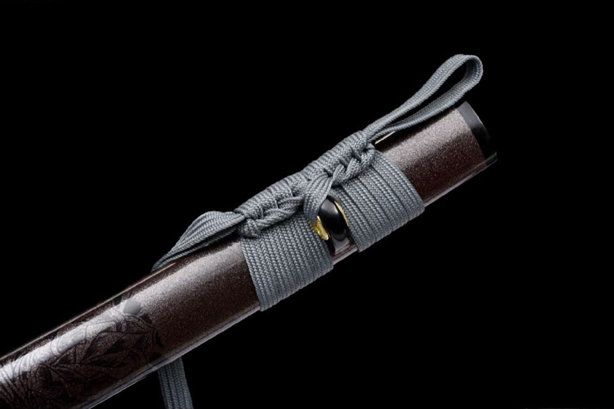Gray sageo tied around the dark brown lacquered saya