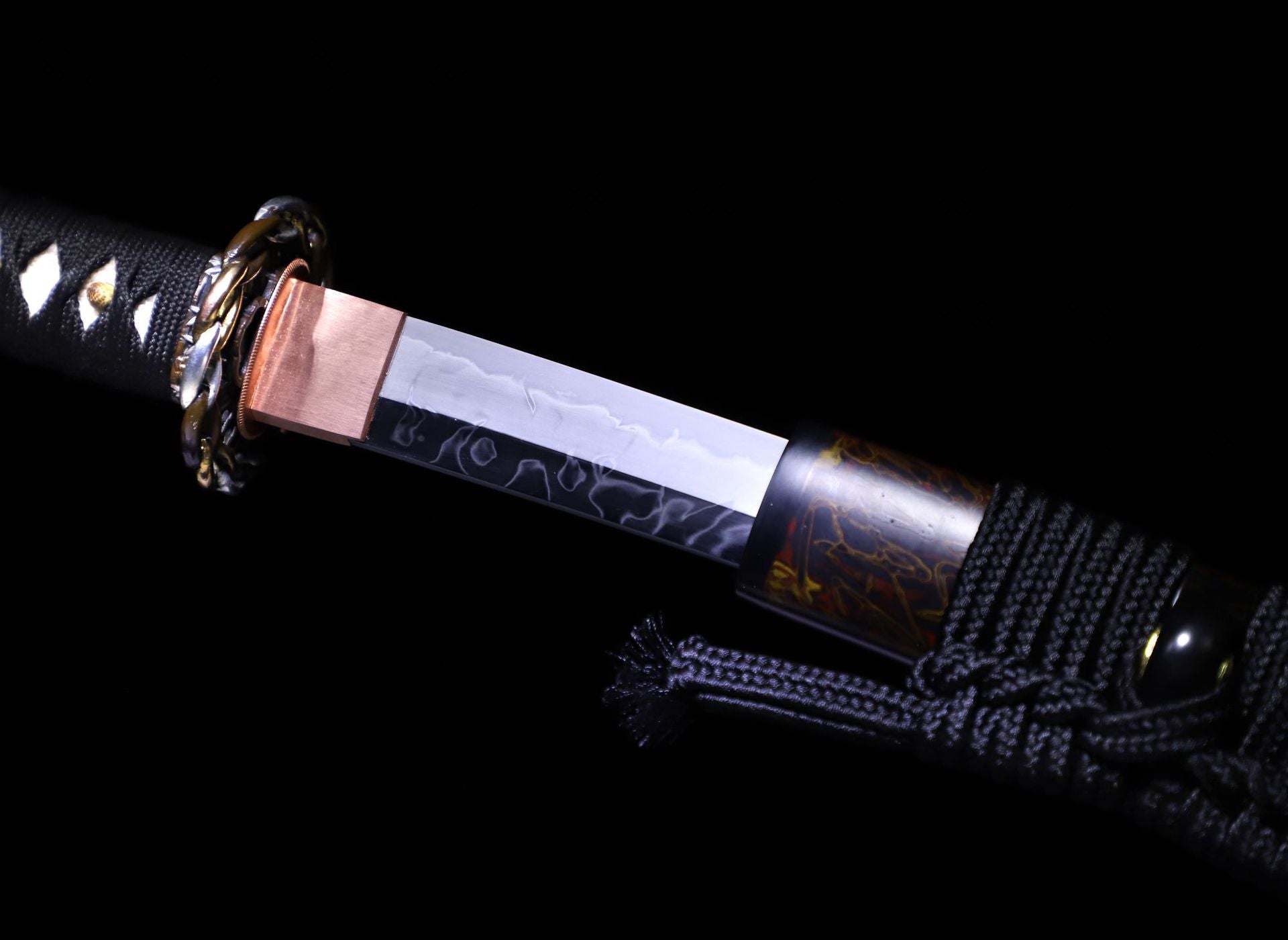 Kiri-giri katana with a sharp blade and brown saya.