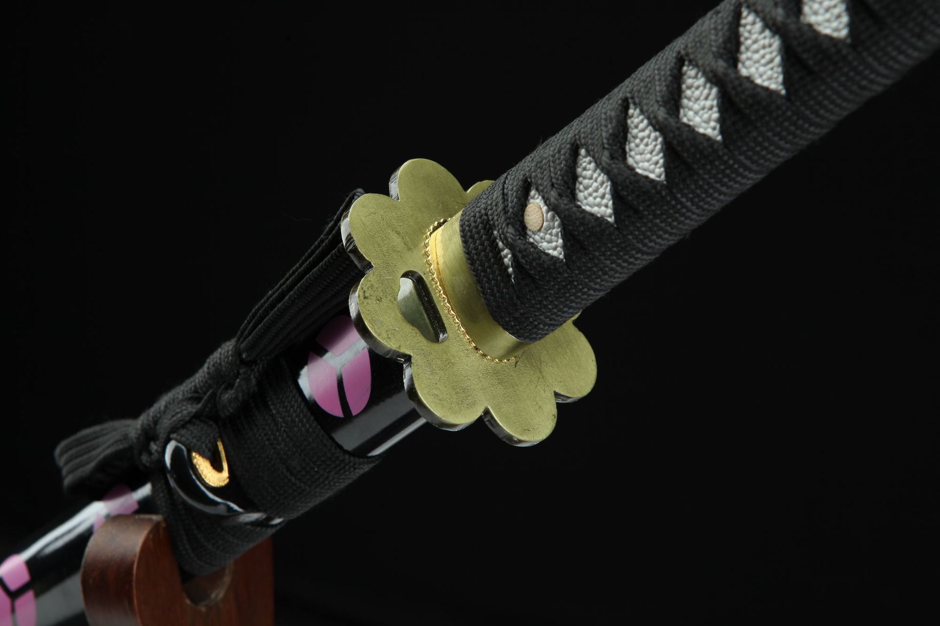 Full view of Shusui sword handle, guard, and sheath, accurately replicating its appearance from the One Piece anime.