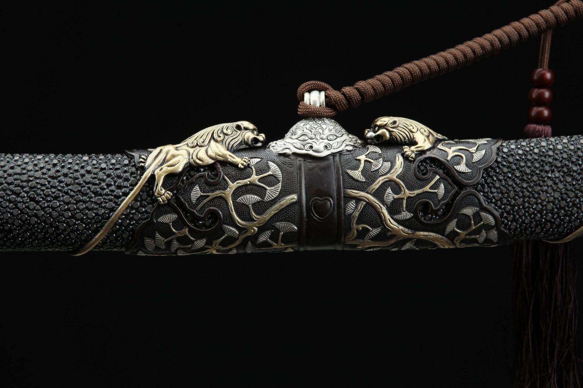 Nine Lions Sabre (Black Shark Skin Fittings)