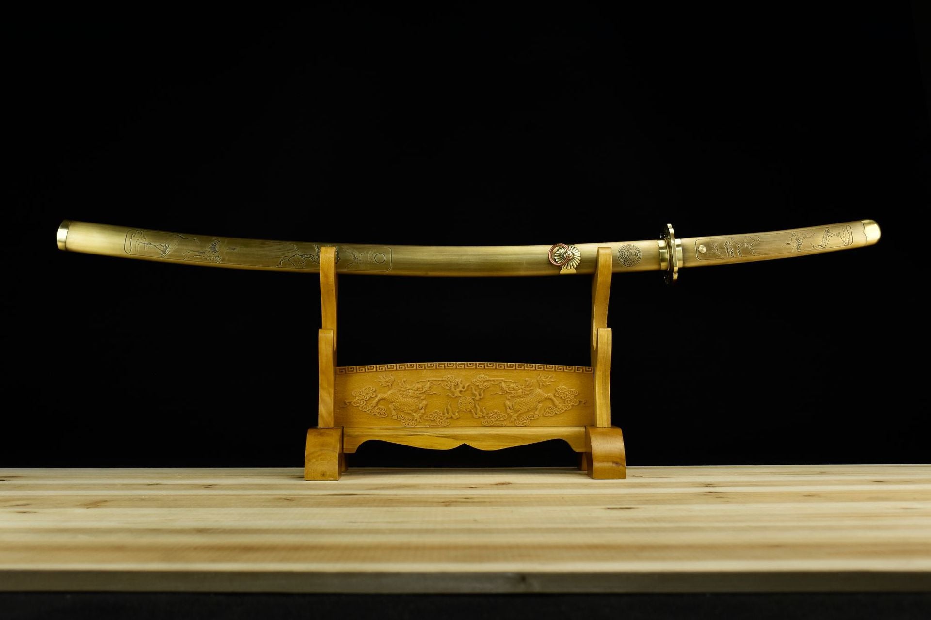 A high-quality manganese steel katana displayed on a wooden stand, featuring exquisite copper fittings and traditional Japanese craftsmanship.