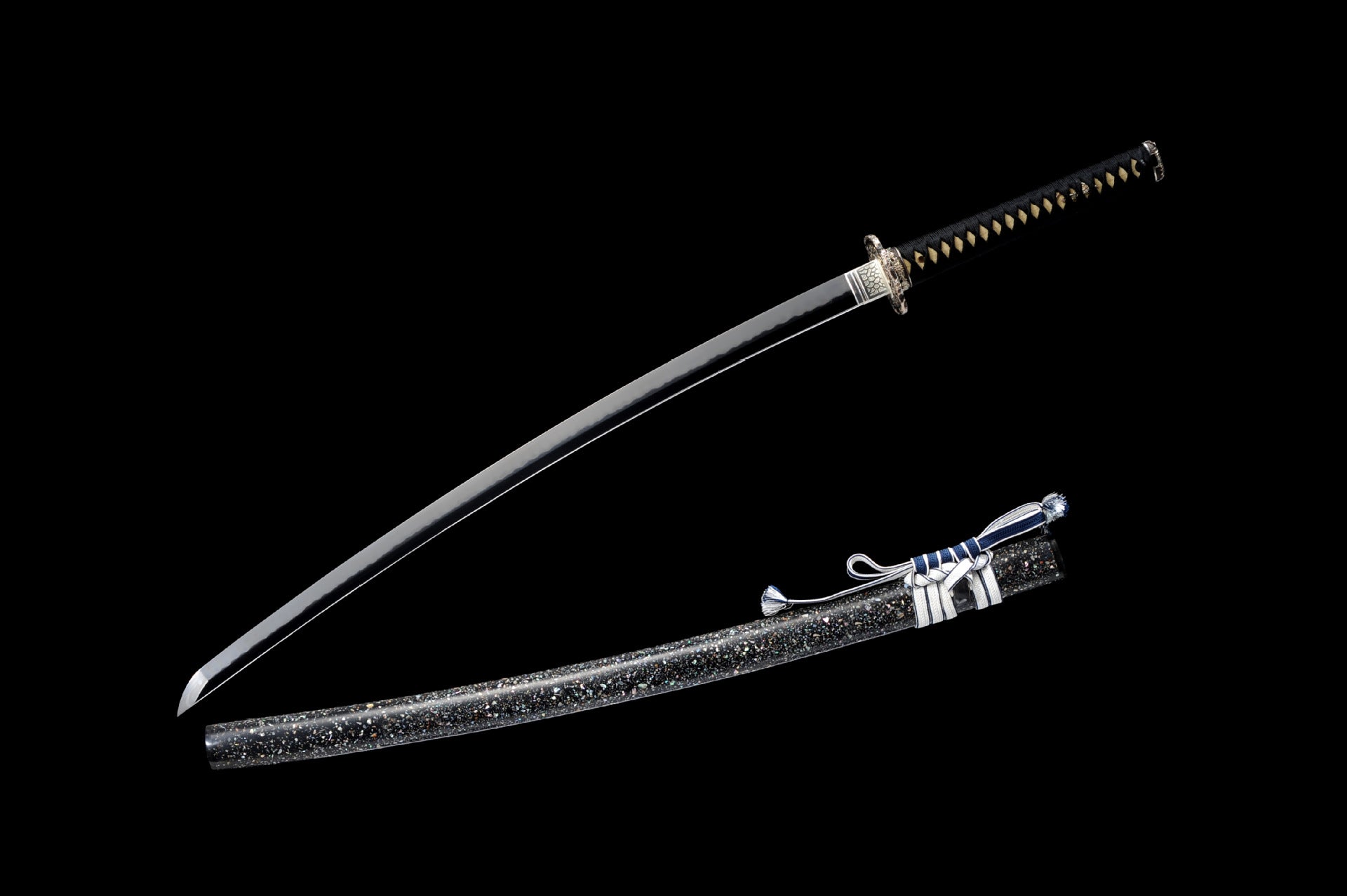 Shihōzume-gitae katana.