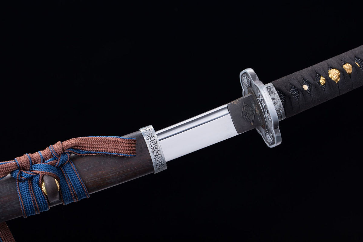 The Sekiro Kusabimaru, showing the rosewood saya and sageo