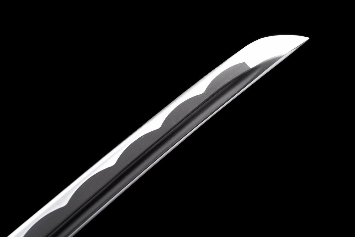 Katana kissaki with long bo-hi and wavy blade pattern