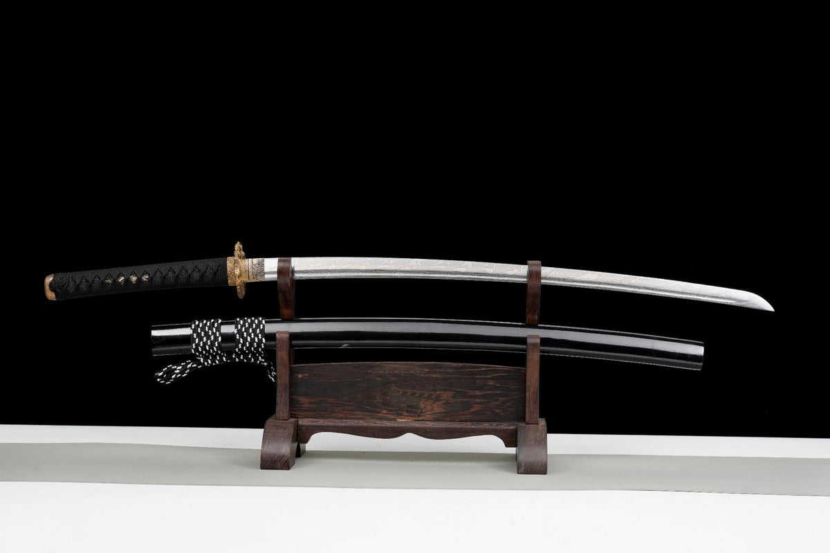 Pale Winding Katana