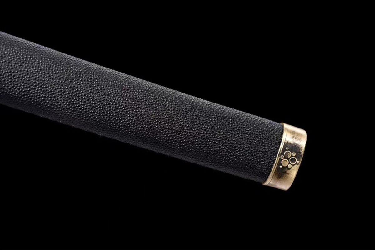 The Devil May Cry Extended Yamato Katana, showing the black extended saya