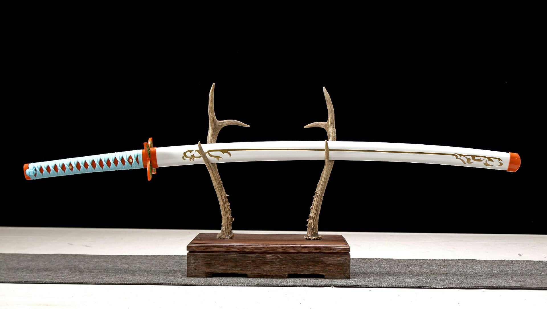 Shinobu Katana