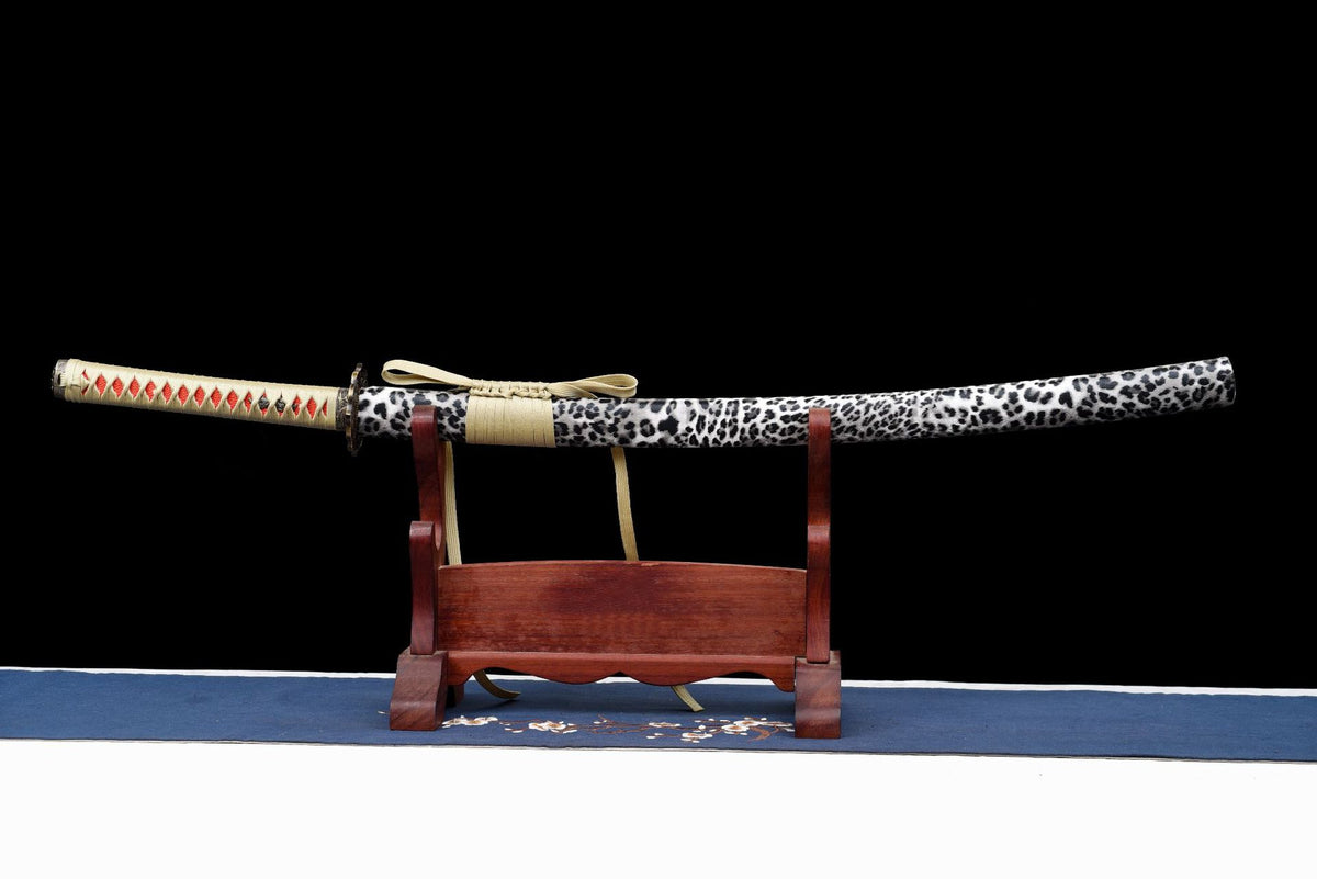 Leopard Katana sheathed in leopard-pattern PU leather saya