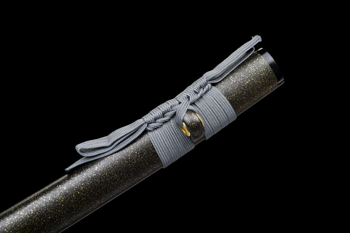 Gray sageo tied around the speckled olive lacquered wood saya