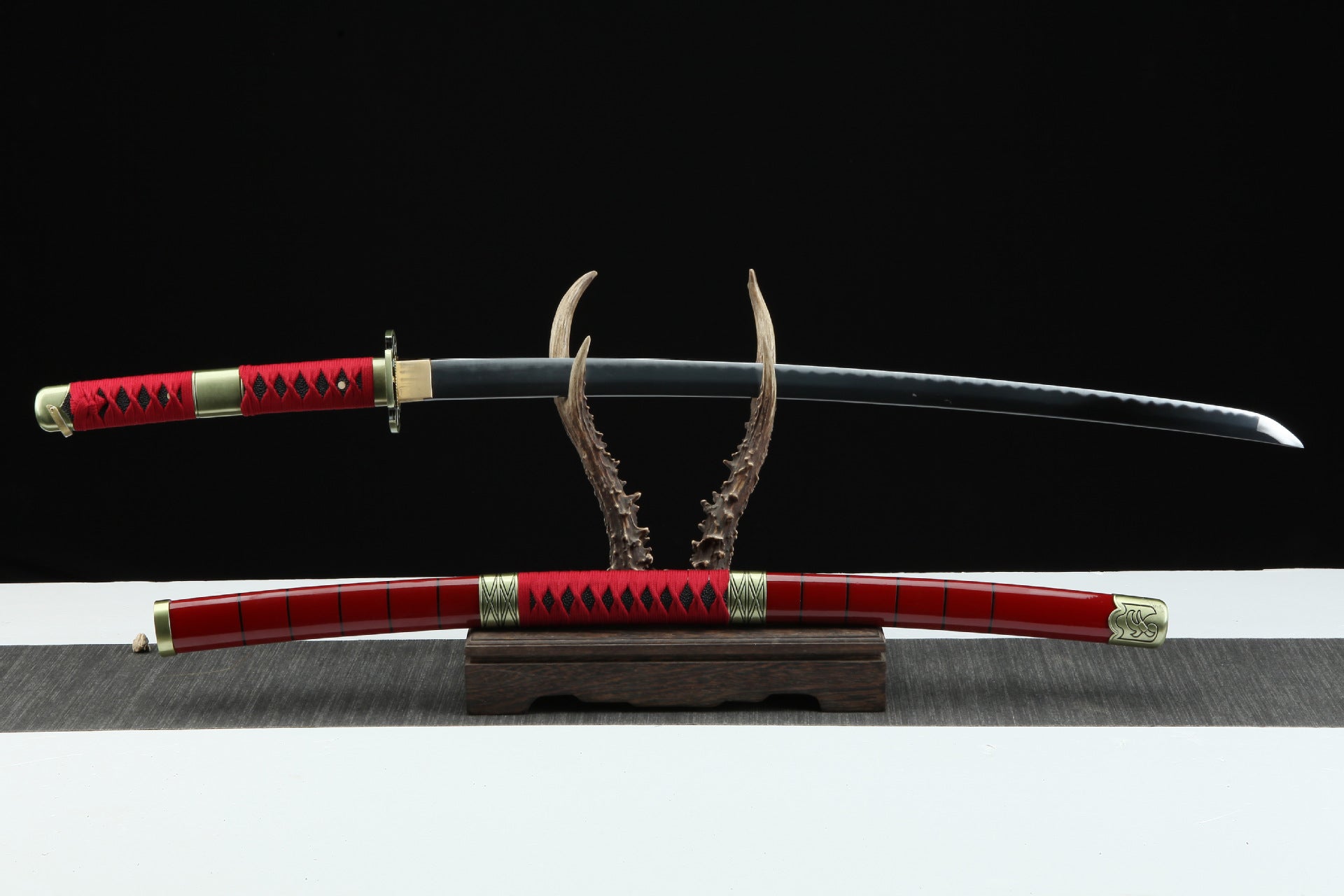 One Piece Roronoa Zoro's Sandai Kitetsu Sword.