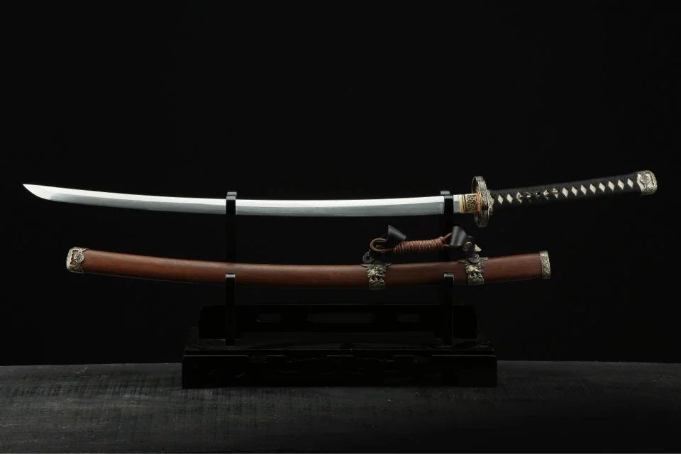 Premium folded steel katana with chrysanthemum and komainu theme, perfect for collectors and fans of Japanese craftsmanship.