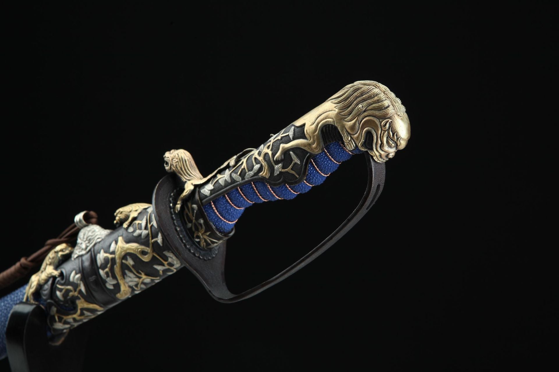 Nine Lions (Blue Shark Skin Fittings)