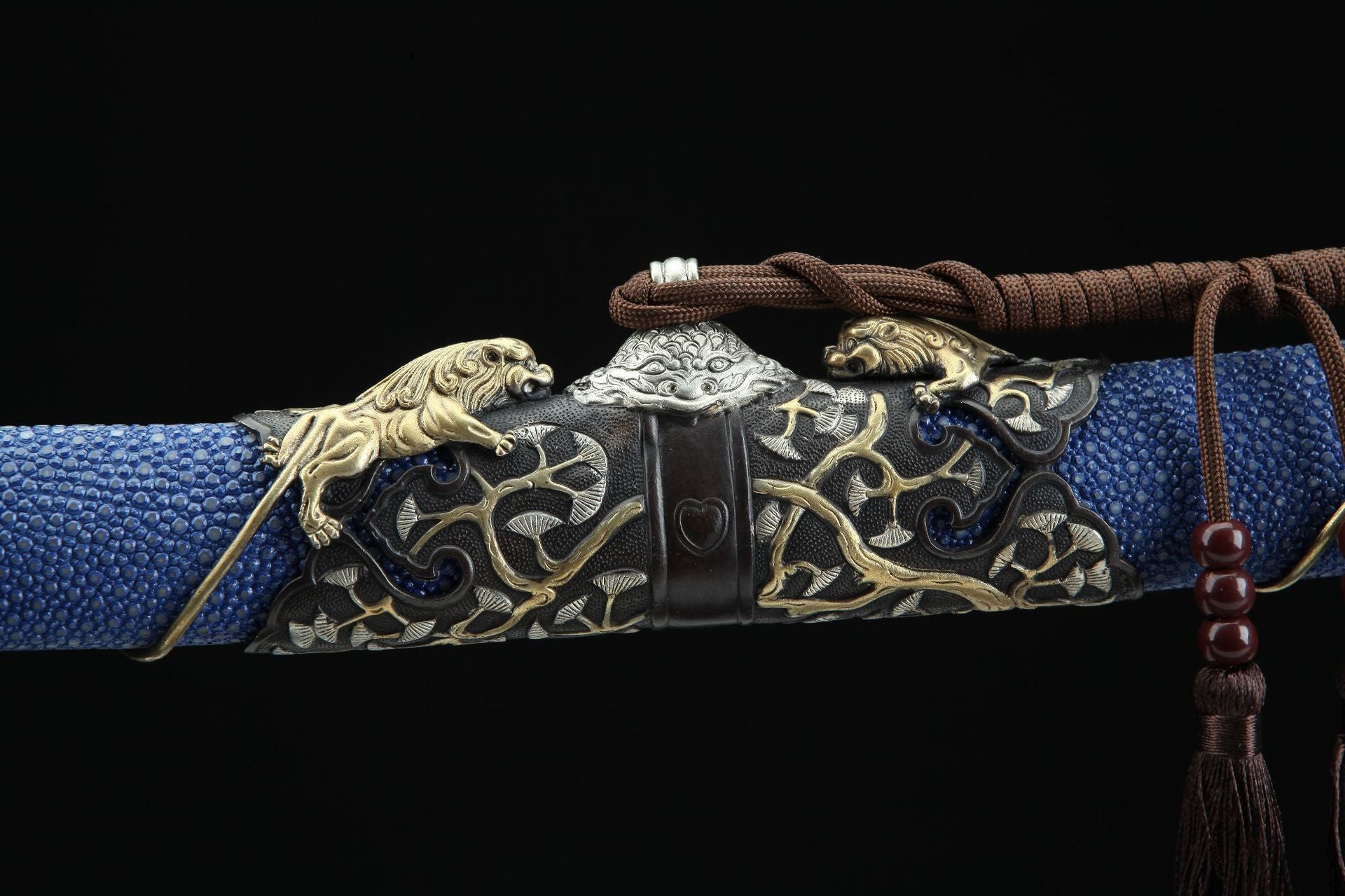 Nine Lions (Blue Shark Skin Fittings)