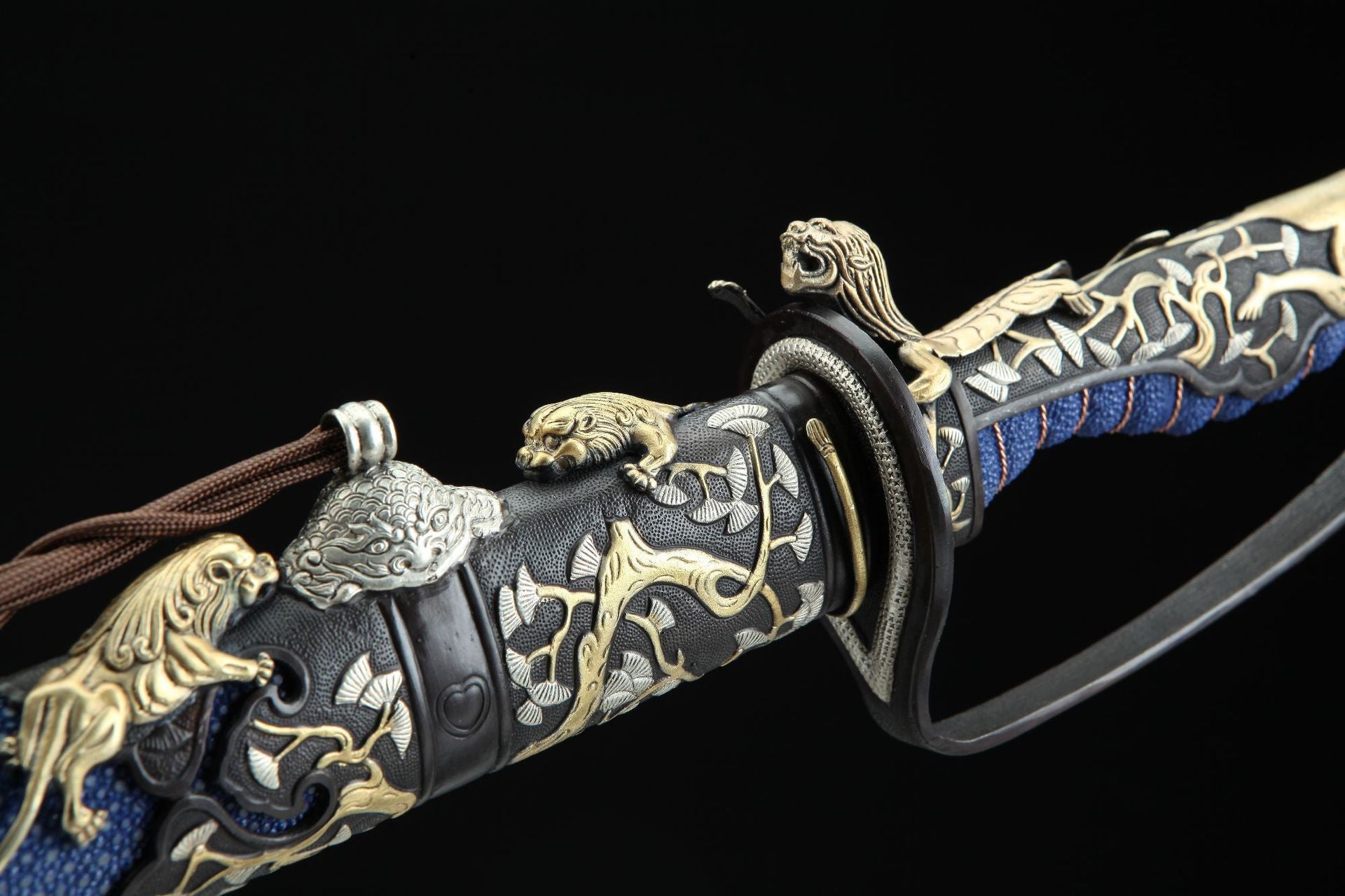 Nine Lions (Blue Shark Skin Fittings)
