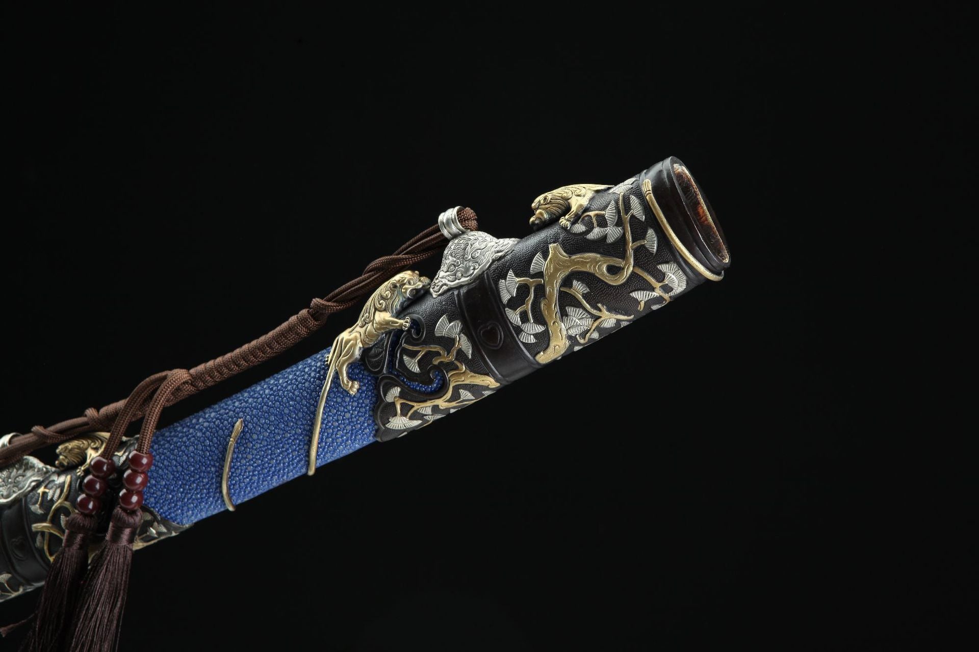 Nine Lions (Blue Shark Skin Fittings)