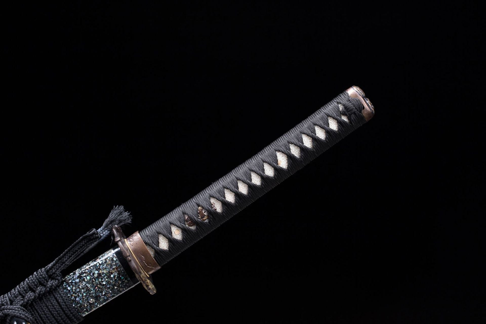  Samurai sword handle wrapped in realray skin.